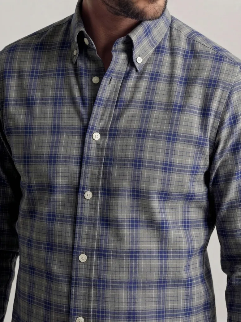 Camicia bianca in popeline facile da stirare