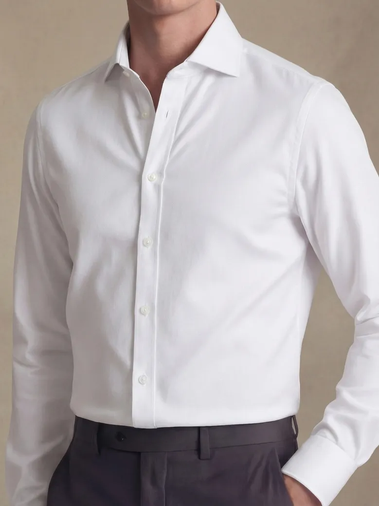 Camicia bianca in popeline facile da stirare