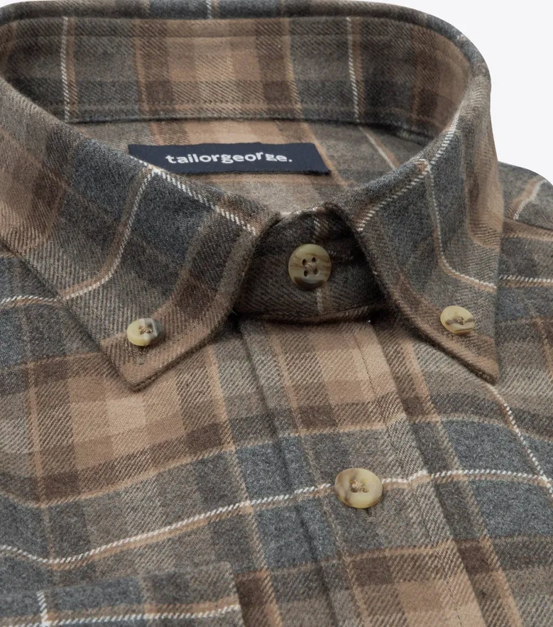 Camicia bianca in popeline facile da stirare