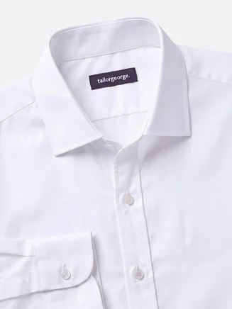 Camicia bianca in twill facile da stirare