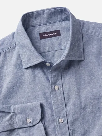 Camicia di lino blu semplice